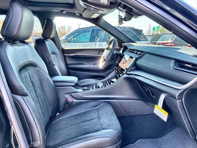 2026 Jeep Grand Cherokee L Altitude 4x4