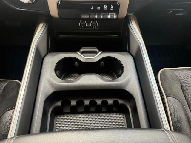 2022 Ram 1500 Laramie Crew Cab 4x4 5'7" Box