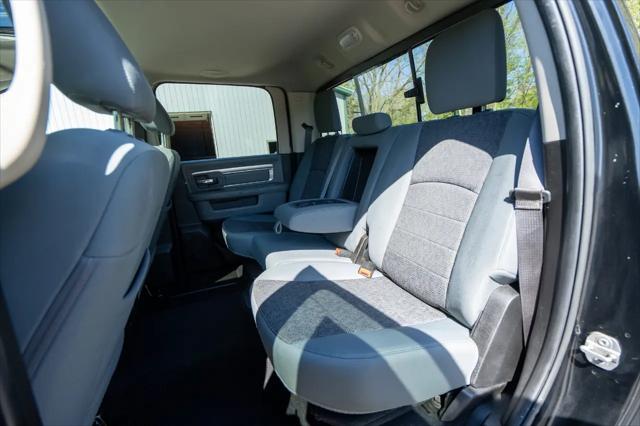 2019 Ram 1500 Classic SLT
