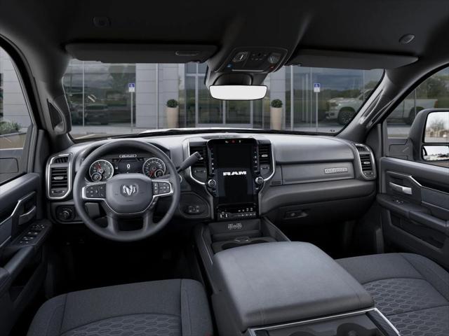 2025 RAM 2500 RAM 2500 BIG HORN CREW CAB 4X4 64 BOX