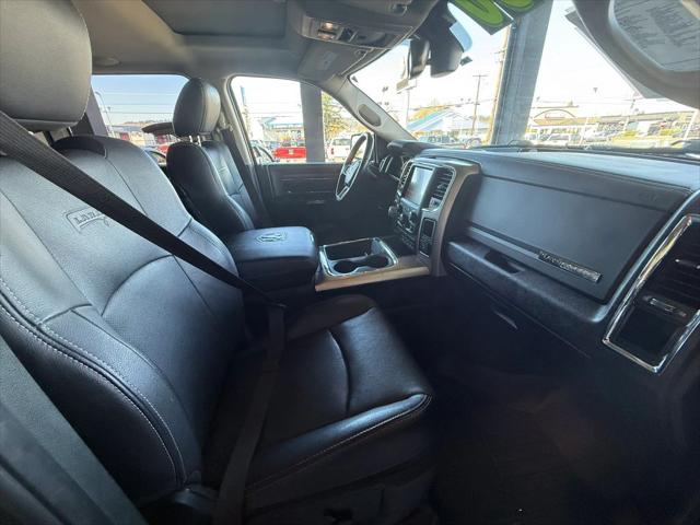 2017 Ram 1500 Laramie Crew Cab 4x4 64 Box