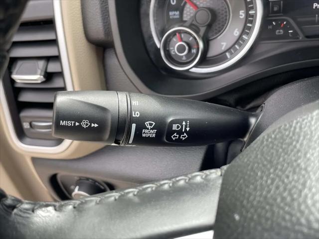 2020 Ram 1500 Big Horn Crew Cab 4x4 5'7" Box