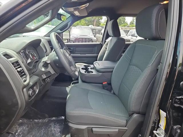 2026 Ram 2500 Black Express Crew Cab 4x4 64 Box