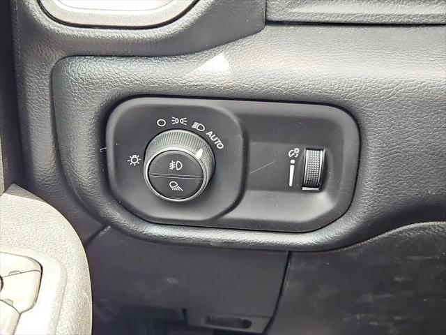 2026 Ram 2500 Black Express Crew Cab 4x4 64 Box