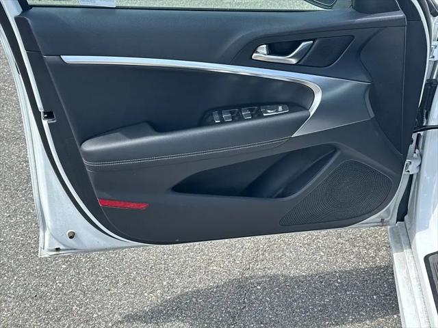 2025 Genesis G70 2.5T RWD