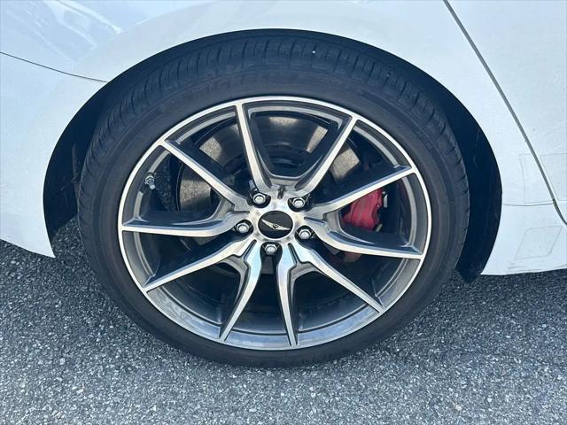 2025 Genesis G70 2.5T RWD