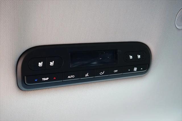 2026 Hyundai Palisade Hybrid SEL Premium 8P