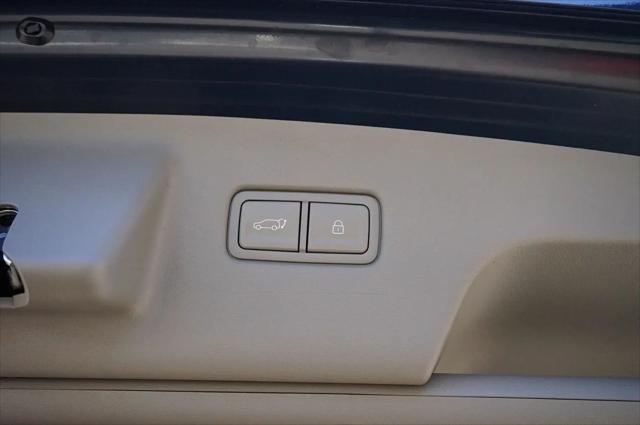 2026 Hyundai Palisade Hybrid SEL Premium 8P