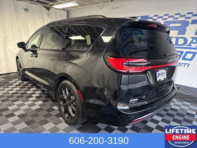 2025 Chrysler Pacifica Limited