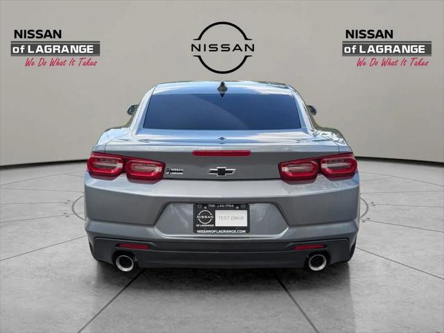 2022 Chevrolet Camaro RWD Coupe 2LT