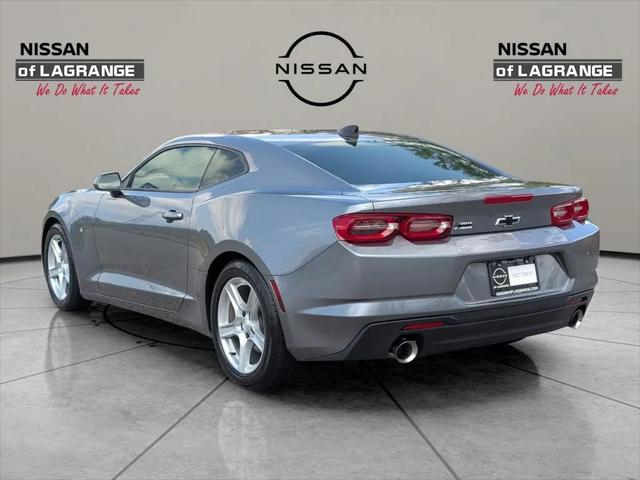 2022 Chevrolet Camaro RWD Coupe 2LT