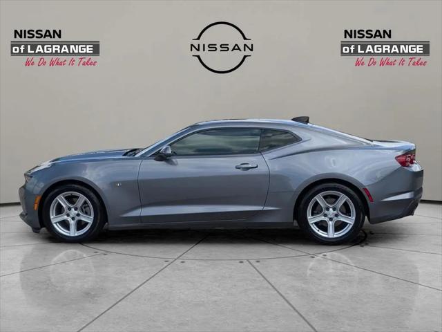 2022 Chevrolet Camaro RWD Coupe 2LT