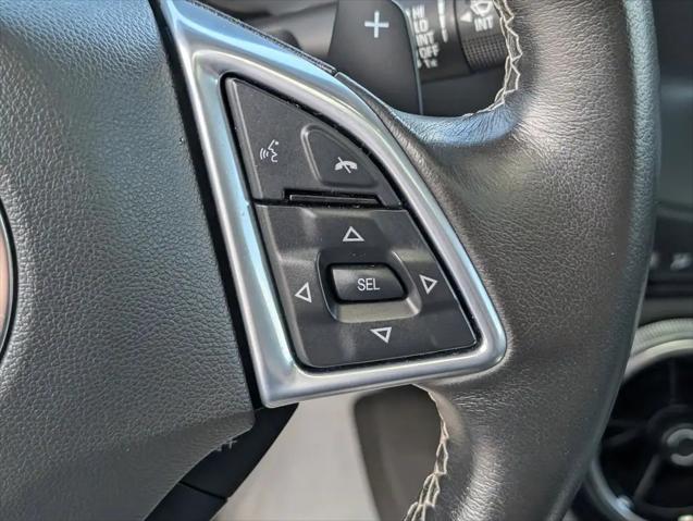 2022 Chevrolet Camaro RWD Coupe 2LT