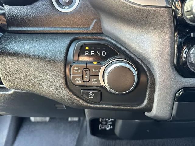 2025 Ram 1500 Big Horn Crew Cab 4x4 5'7" Box