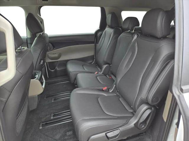 2026 Kia Carnival MPV LXS