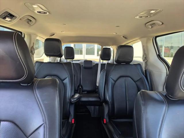 2023 Chrysler Pacifica Hybrid Touring L