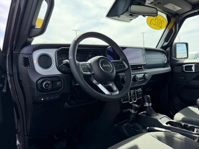 2025 Jeep Wrangler 4xe Sahara 4xe