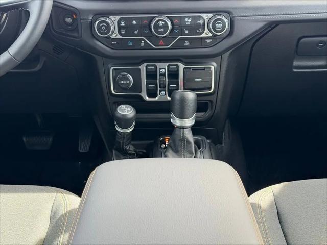 2025 Jeep Wrangler 4xe Sahara 4xe