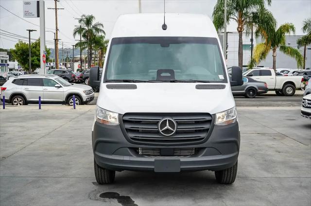 2026 Mercedes-Benz Sprinter 2500 Standard Roof 4-Cyl Diesel HO