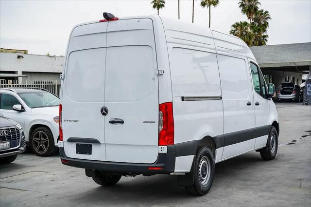 2026 Mercedes-Benz Sprinter 2500 Standard Roof 4-Cyl Diesel HO