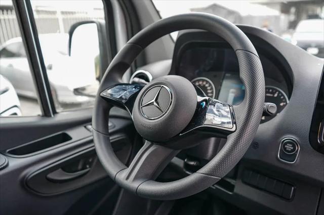 2026 Mercedes-Benz Sprinter 2500 Standard Roof 4-Cyl Diesel HO