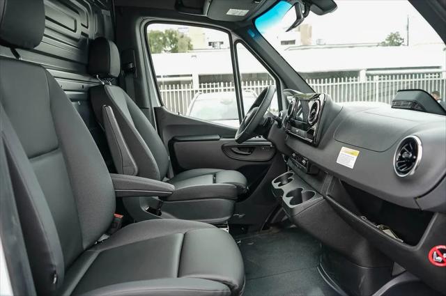 2026 Mercedes-Benz Sprinter 2500 Standard Roof 4-Cyl Diesel HO