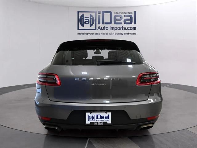 2018 Porsche Macan Macan