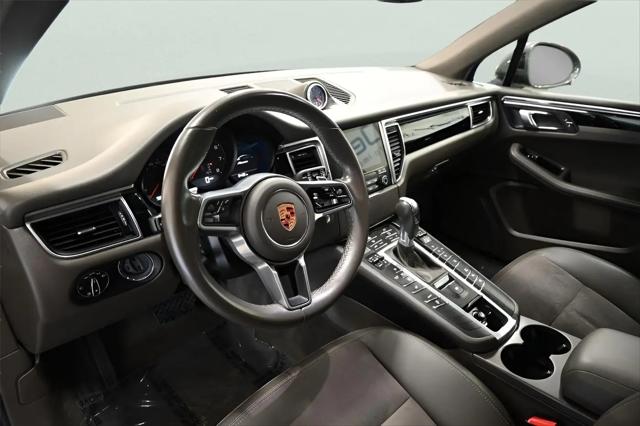 2018 Porsche Macan Macan