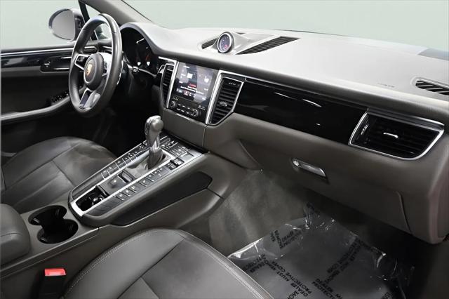 2018 Porsche Macan Macan