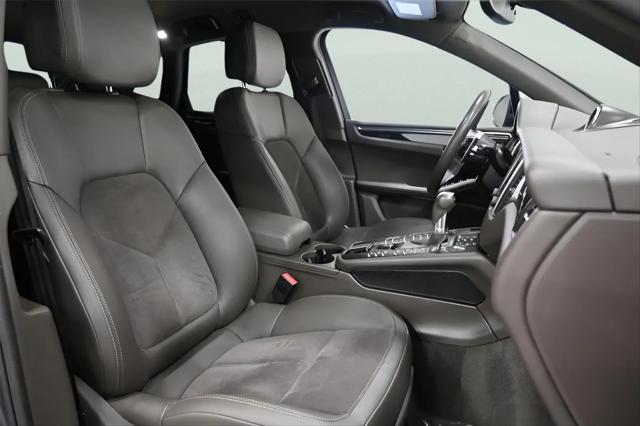 2018 Porsche Macan Macan