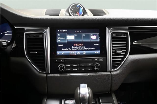 2018 Porsche Macan Macan