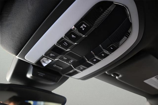 2018 Porsche Macan Macan