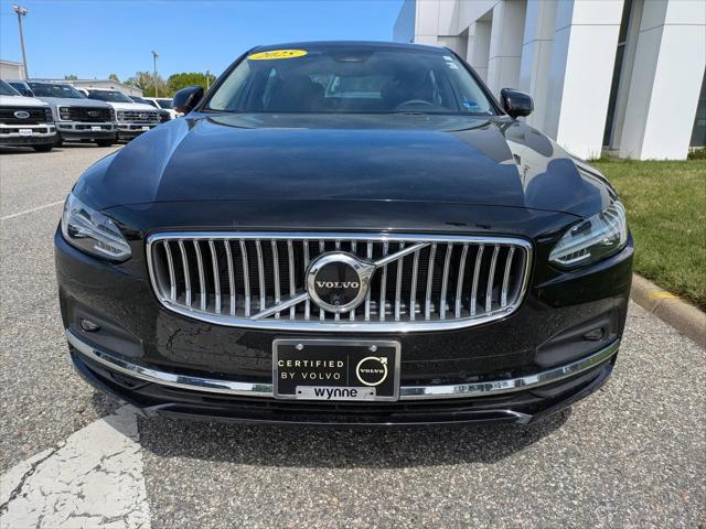 2025 Volvo S90 B6 Ultra