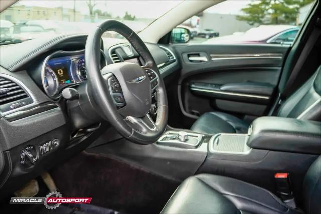 2017 Chrysler 300 Limited