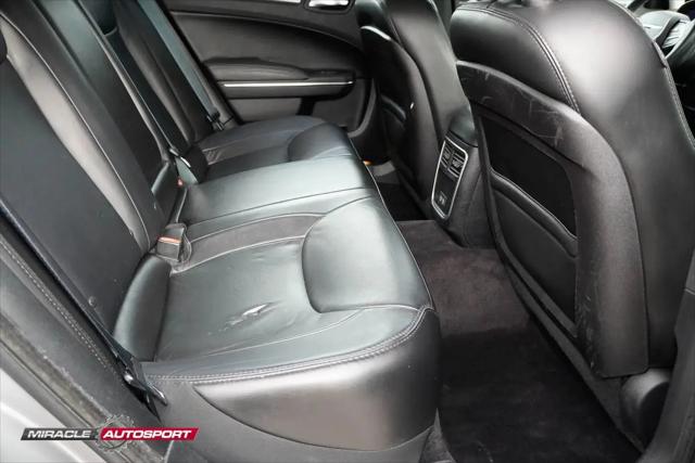 2017 Chrysler 300 Limited