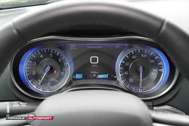 2017 Chrysler 300 Limited