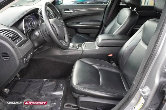 2017 Chrysler 300 Limited