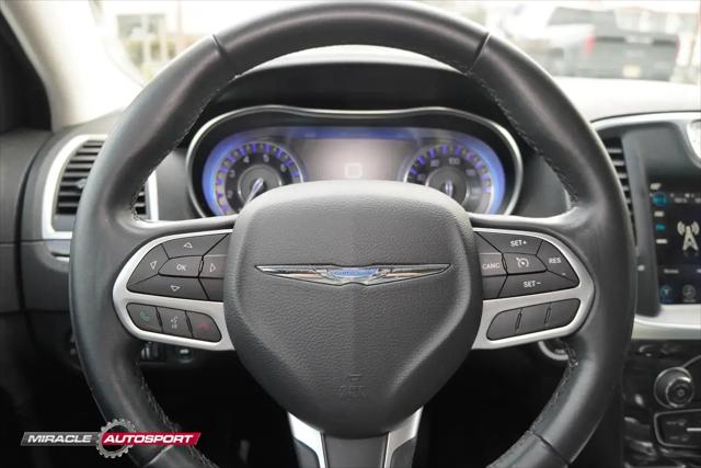 2017 Chrysler 300 Limited