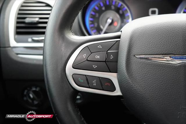2017 Chrysler 300 Limited