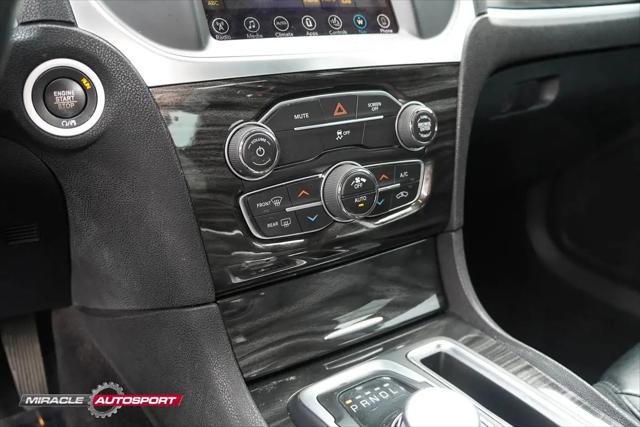 2017 Chrysler 300 Limited