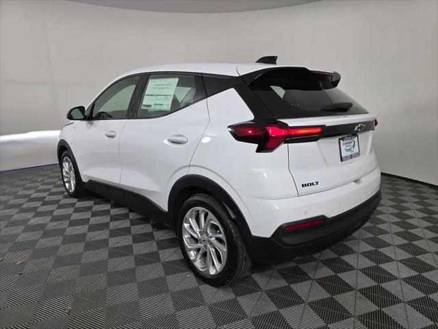 2027 Chevrolet Bolt LT FWD