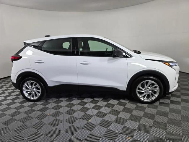 2027 Chevrolet Bolt LT FWD