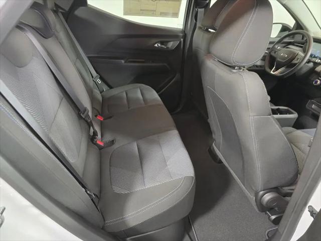 2027 Chevrolet Bolt LT FWD