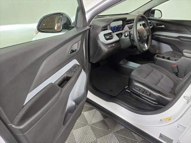 2027 Chevrolet Bolt LT FWD