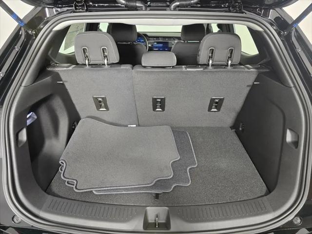 2027 Chevrolet Bolt LT FWD