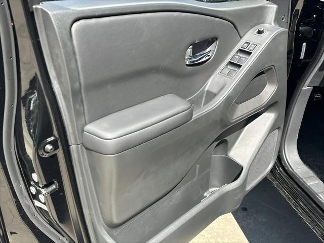 2026 Nissan Frontier Crew Cab Long Bed SV 4x2