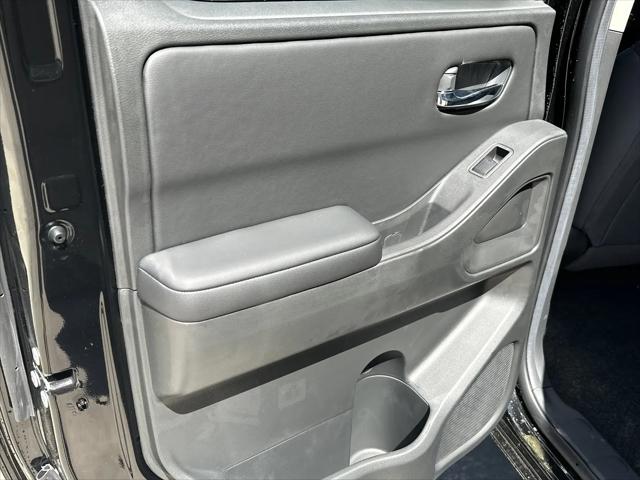 2026 Nissan Frontier Crew Cab Long Bed SV 4x2