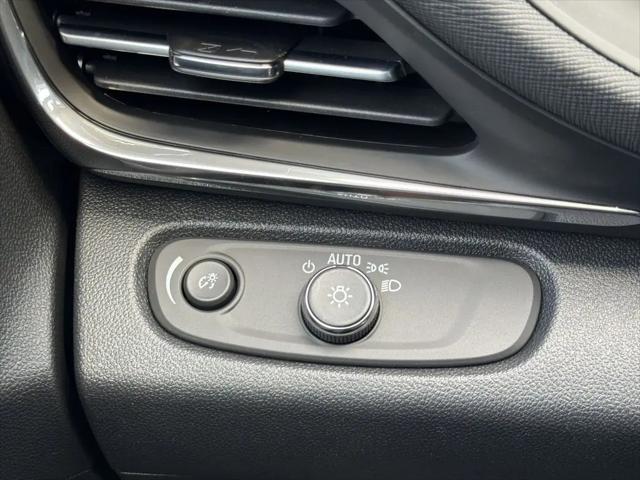 2026 Buick NV Preferred FWD