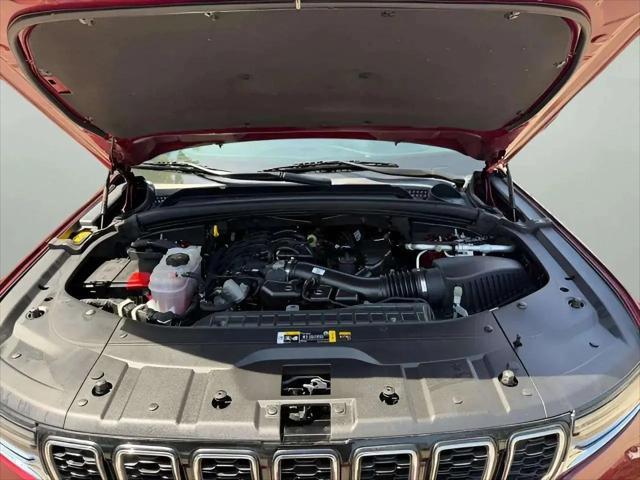 2023 Jeep Grand Cherokee L Limited 4x2