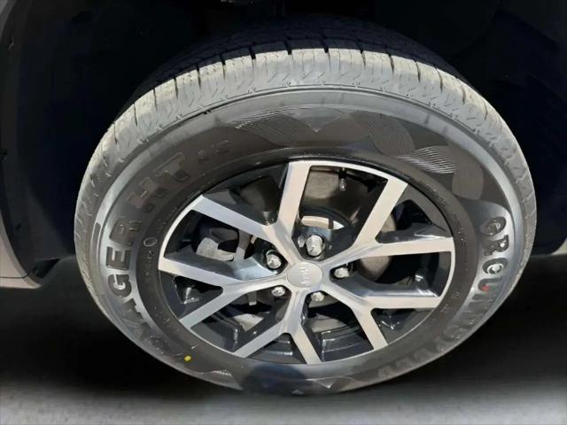 2023 Jeep Grand Cherokee L Limited 4x2